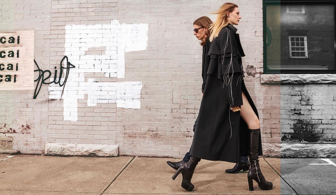 A Magazine Curated By |  Jul. 23