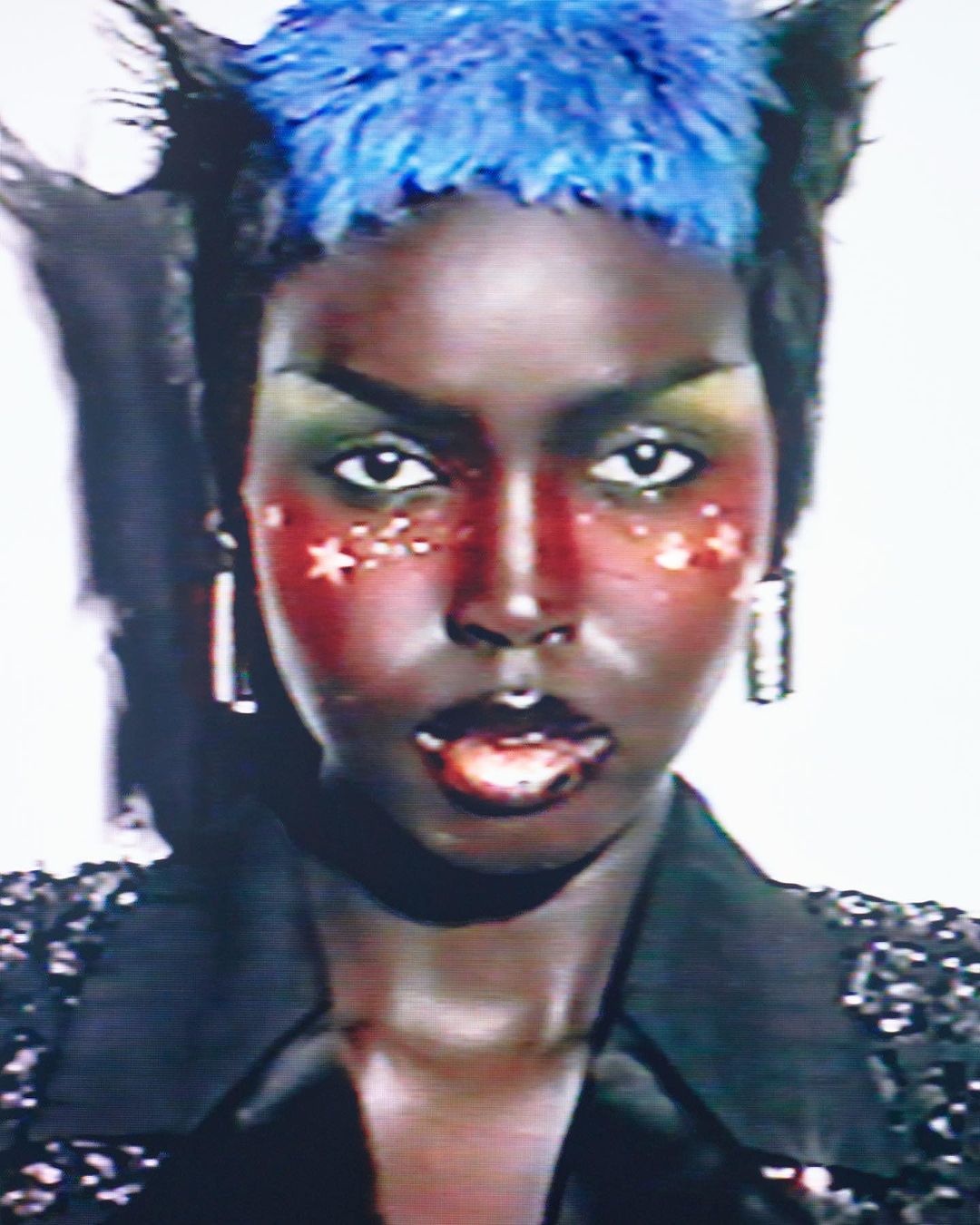 V Magazine |  Jul. 23