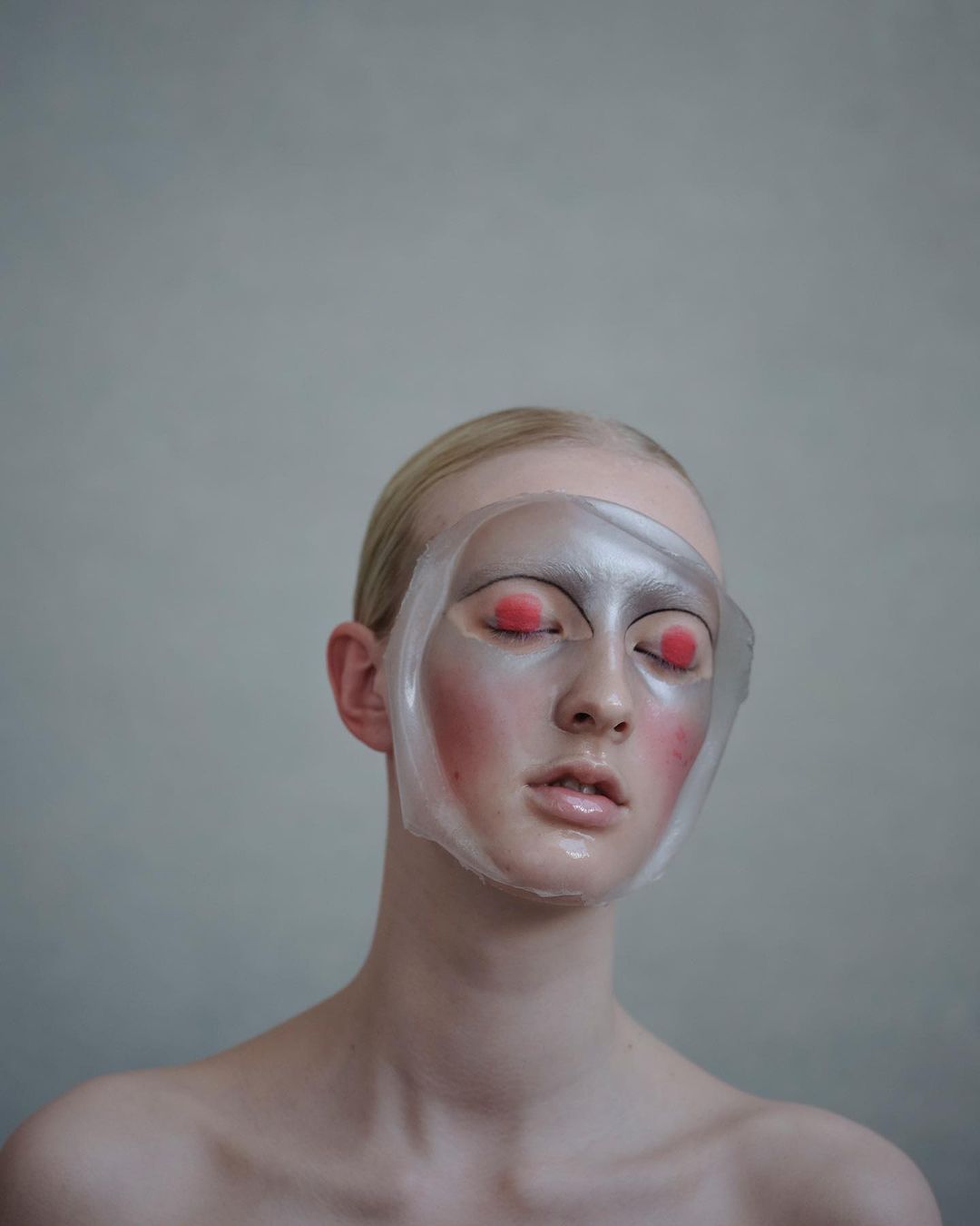 Beauty Papers |  Nov. 23