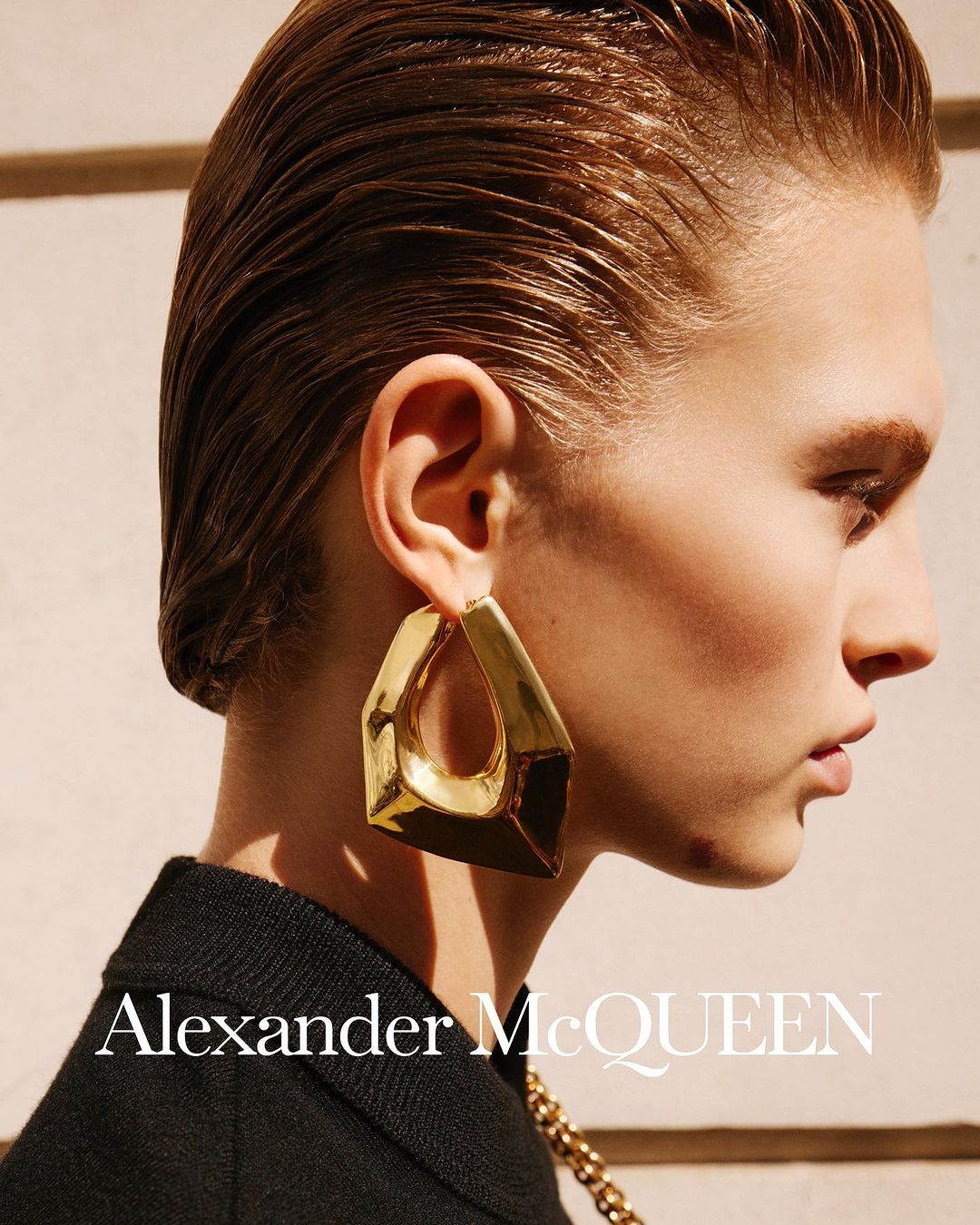Alexander McQueen |  Nov. 23