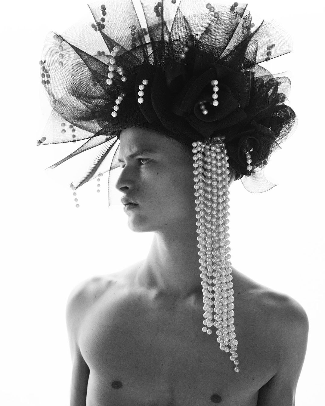 Harper’s Bazaar France |  Dec. 23