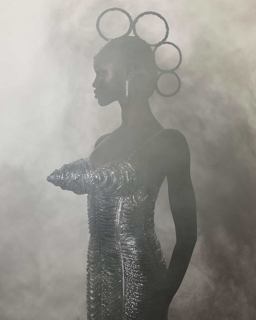 V Magazine |  Dec. 23