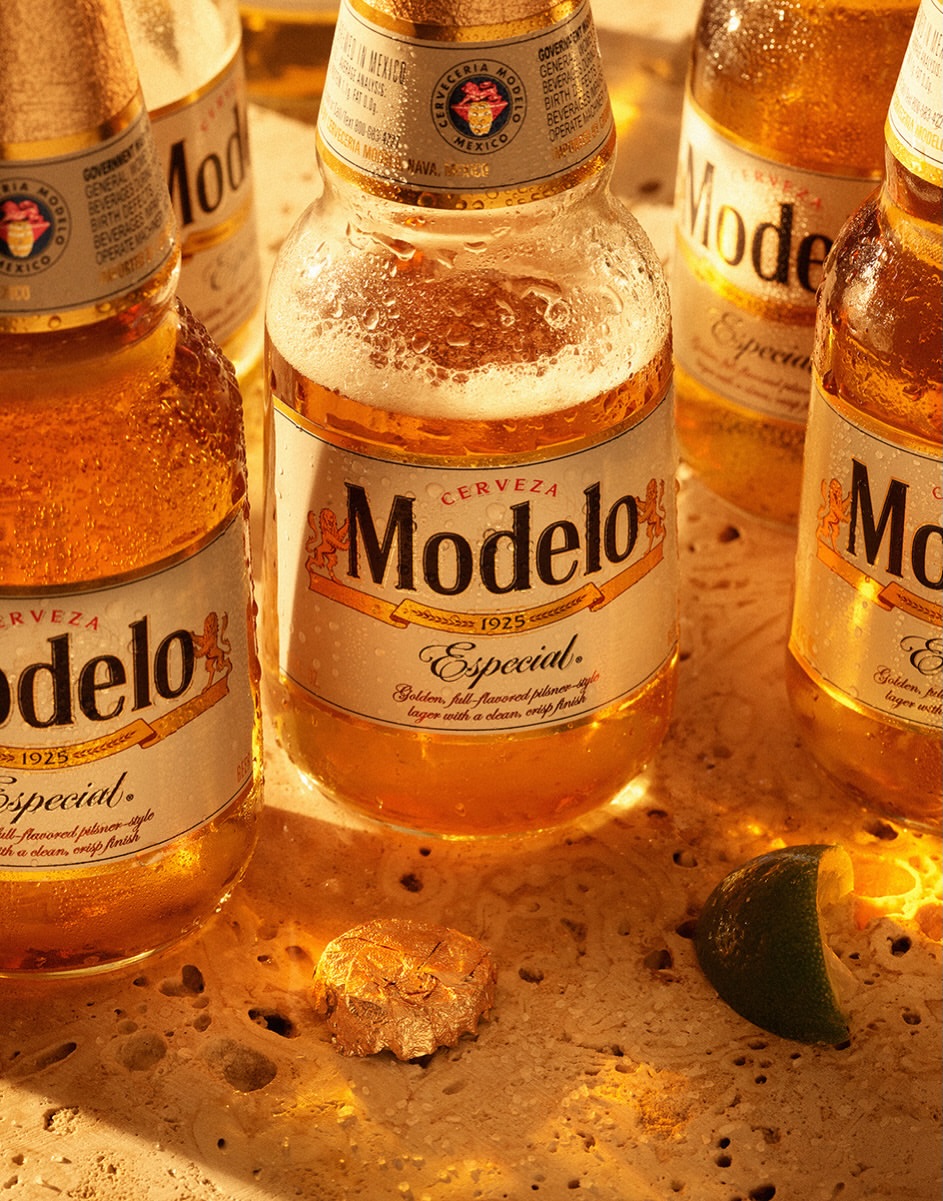 Jonathon Kambouris X Modelo USA Jun. 26