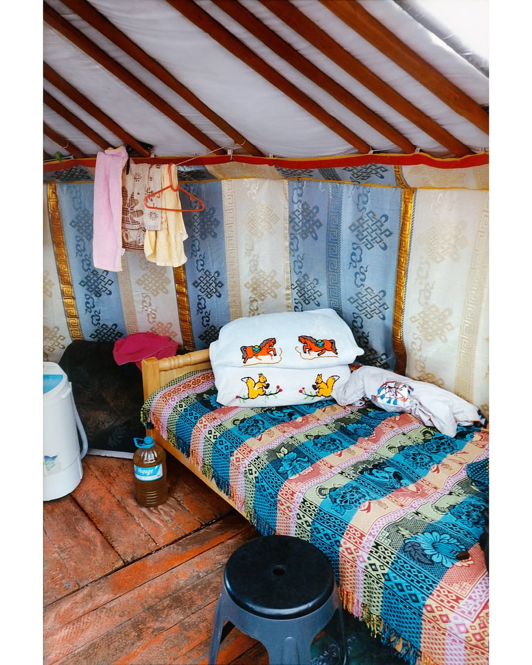 The World of Interiors |  Dec. 25