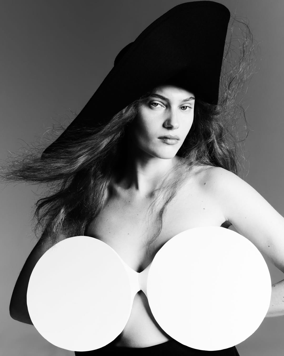 Marcin Kempski X Artroom Zine