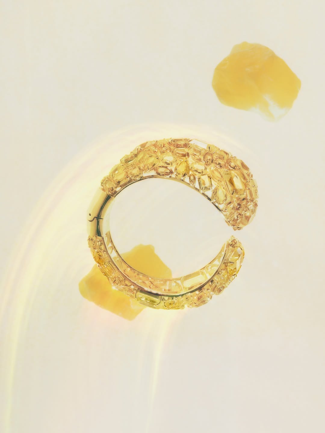 Retouching for @drepubblicait shot by @_hugomapelli 

SPEED series. Shot on polaroid 8x10. 

Photographer @_HugoMapelli
Styling and Set design @LuneKuipers 
Photographer’s assistants @MarianaRomaoo, #EliseFilaferro.
Production @KartelParis 

#artificesparis #artificesprint #drepubblica #hugomapelli #polaroid #retouching