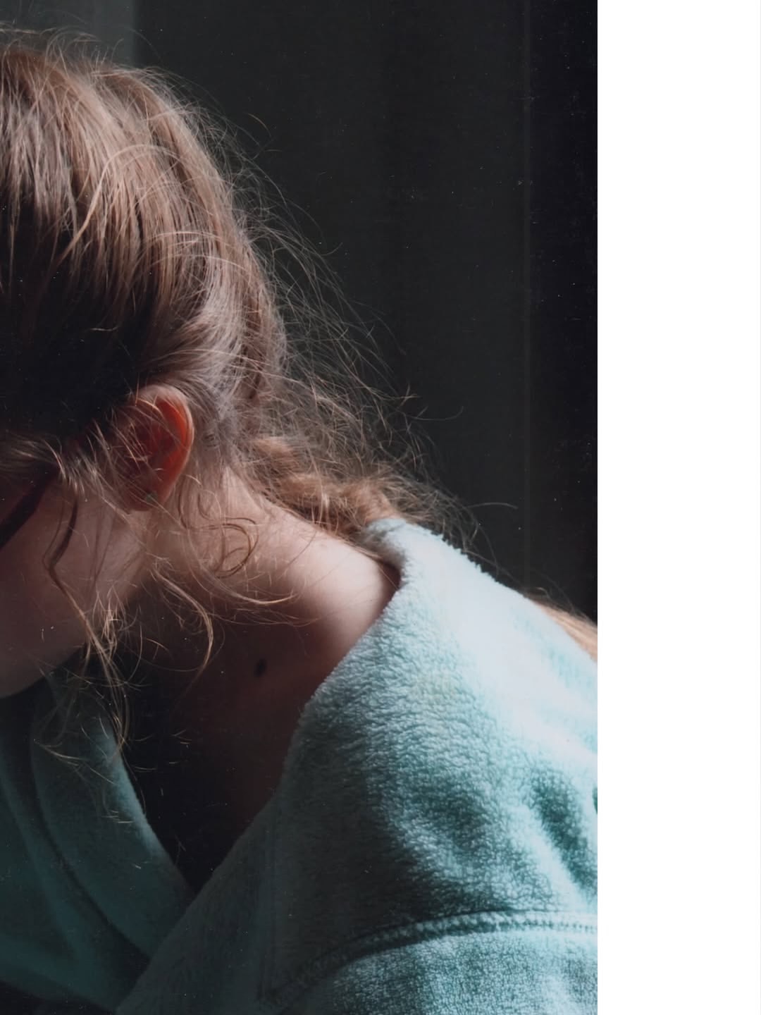 Color separation of Keep Distance by Boris Mikhaïlov, published by @notenote.editions 

In Keep Distance, Boris Mikhaïlov leads us on a wild, dizzying ride from which we emerge slightly breathless and unsteady. Acting as a kind of visual logbook, the series is composed primarily of recent images (2020–2024) with some older photos mixed in. It has all the appearance of a mental tracking shot, one in which fragmentary or haphazardly framed images unsettle our gaze to such a degree that we find ourselves doubting what we see.

Available on @notenote.editions 

Design @mathieu.meyer 
Text @jimmy_poulotcazajous 

#artificesprint #artificeslab #colorseparation #borismikhailov #notenoteéditions