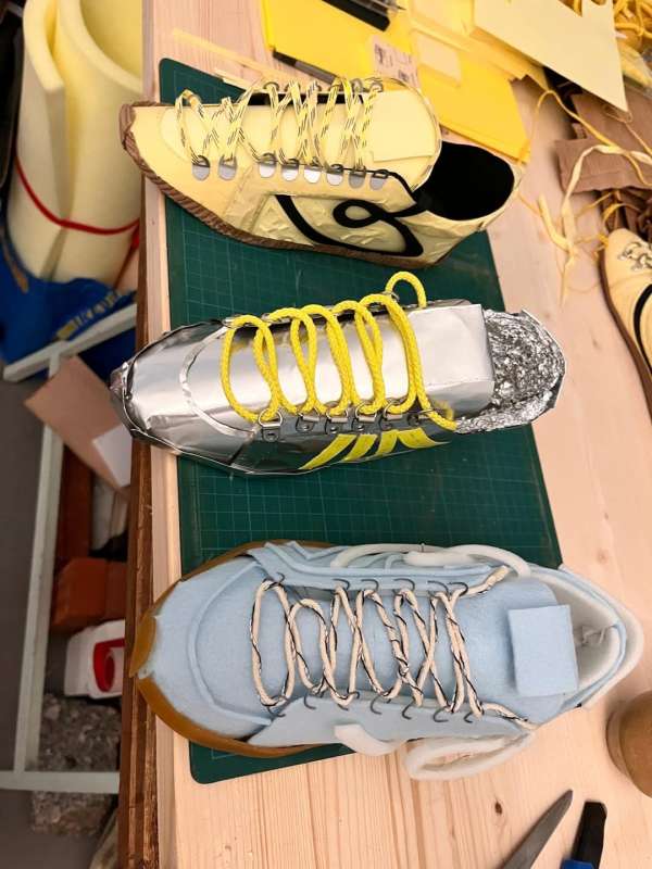 Shoes’s animated ARTEFACTS crafted in real ...