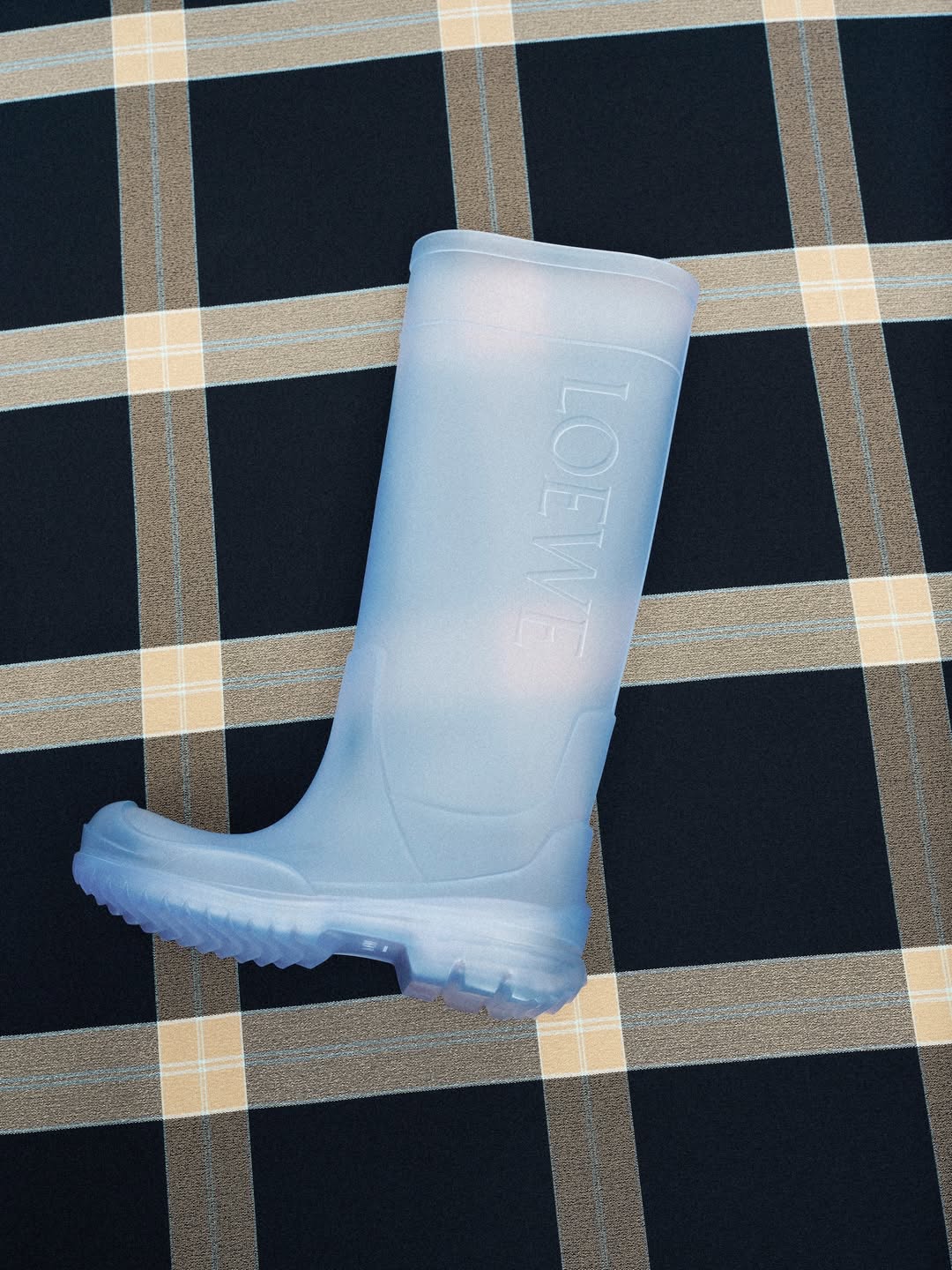 Post-production for @loewe’s Fall-Winter 2026 sh...