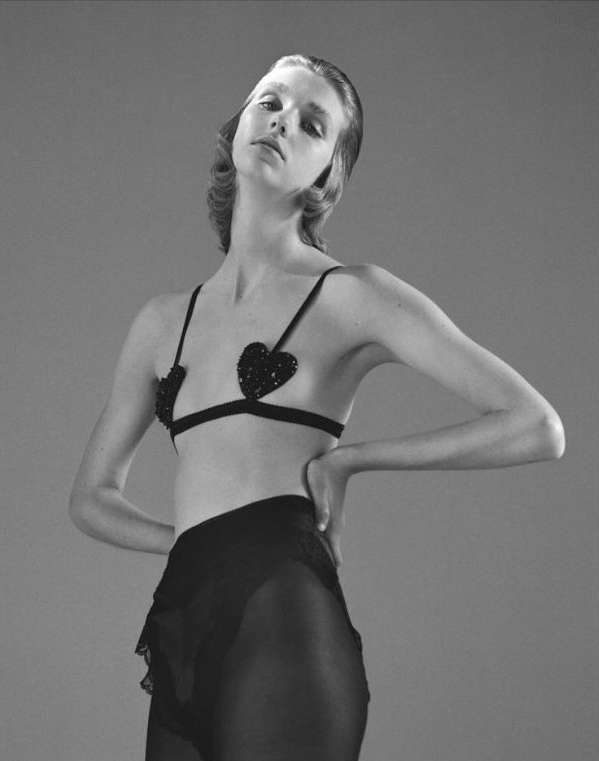 M Le Monde |  Feb. 21