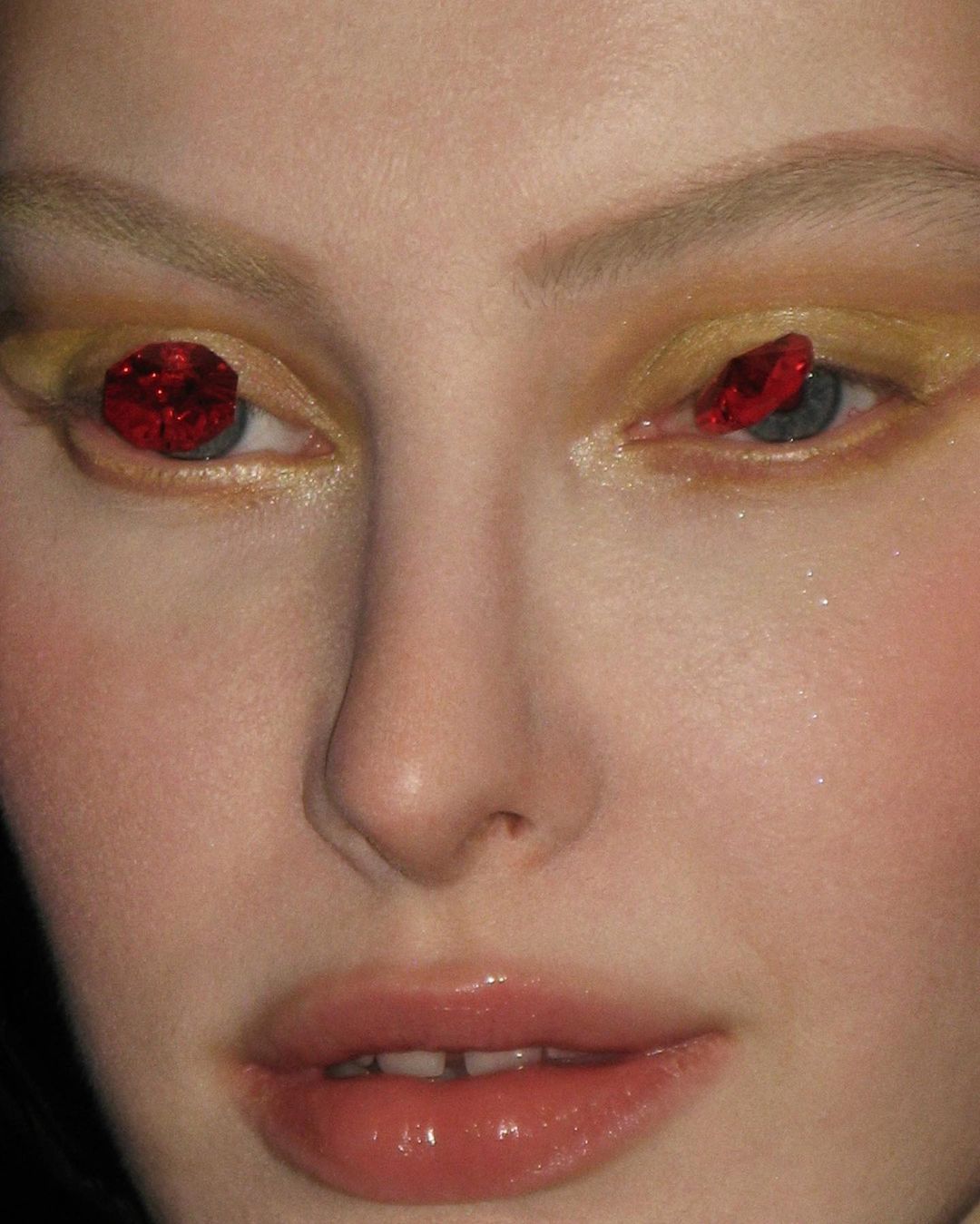 Beauty Papers |  Jul. 22