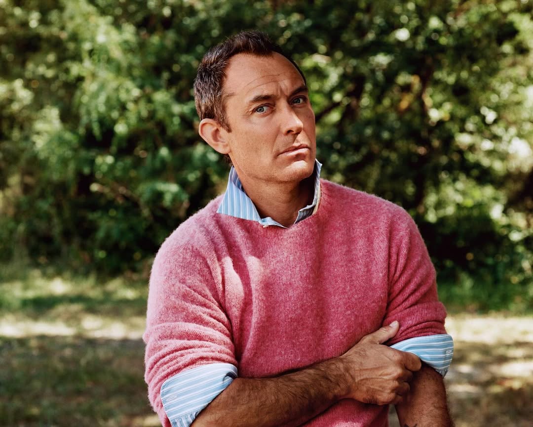 Alasdair McLellan X Jude Law for Mastermind Magazine Oct. 25