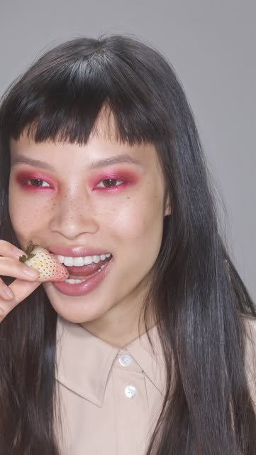 Marili Andre X Marc Jacobs Beauty Jun. 26