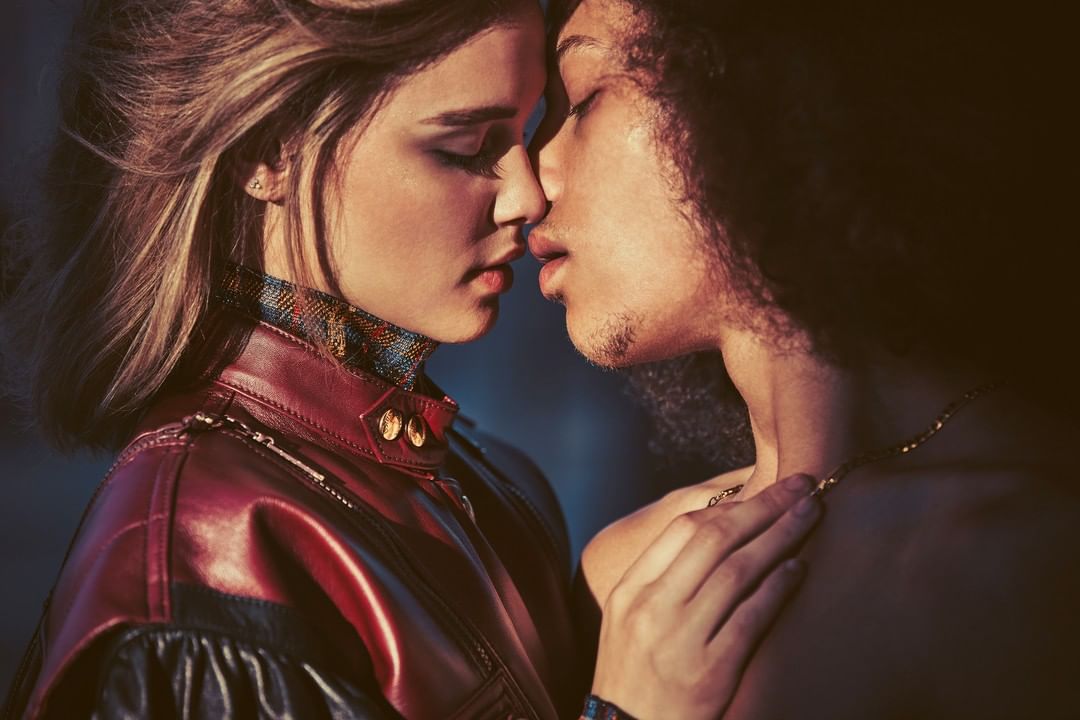 French Magazine |  Oct. 19