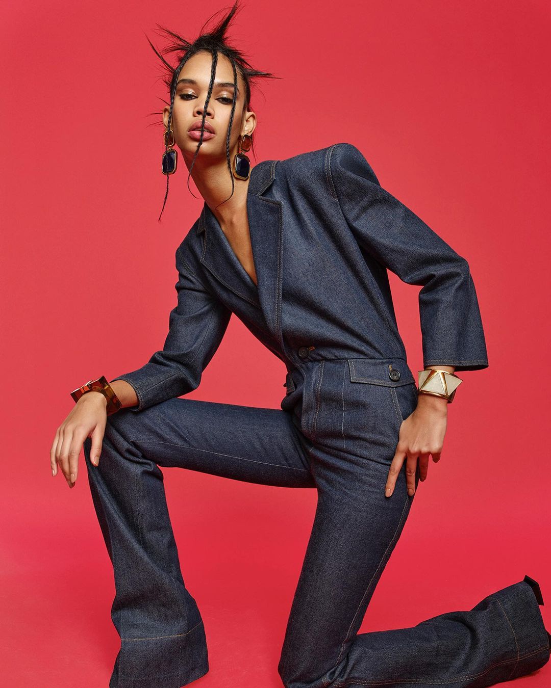 Vogue Singapore |  Apr. 22