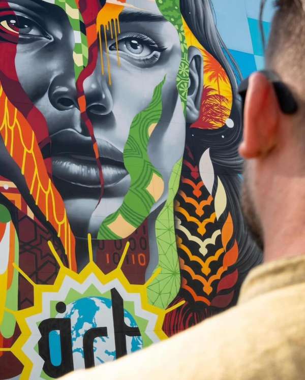 Tristan Eaton