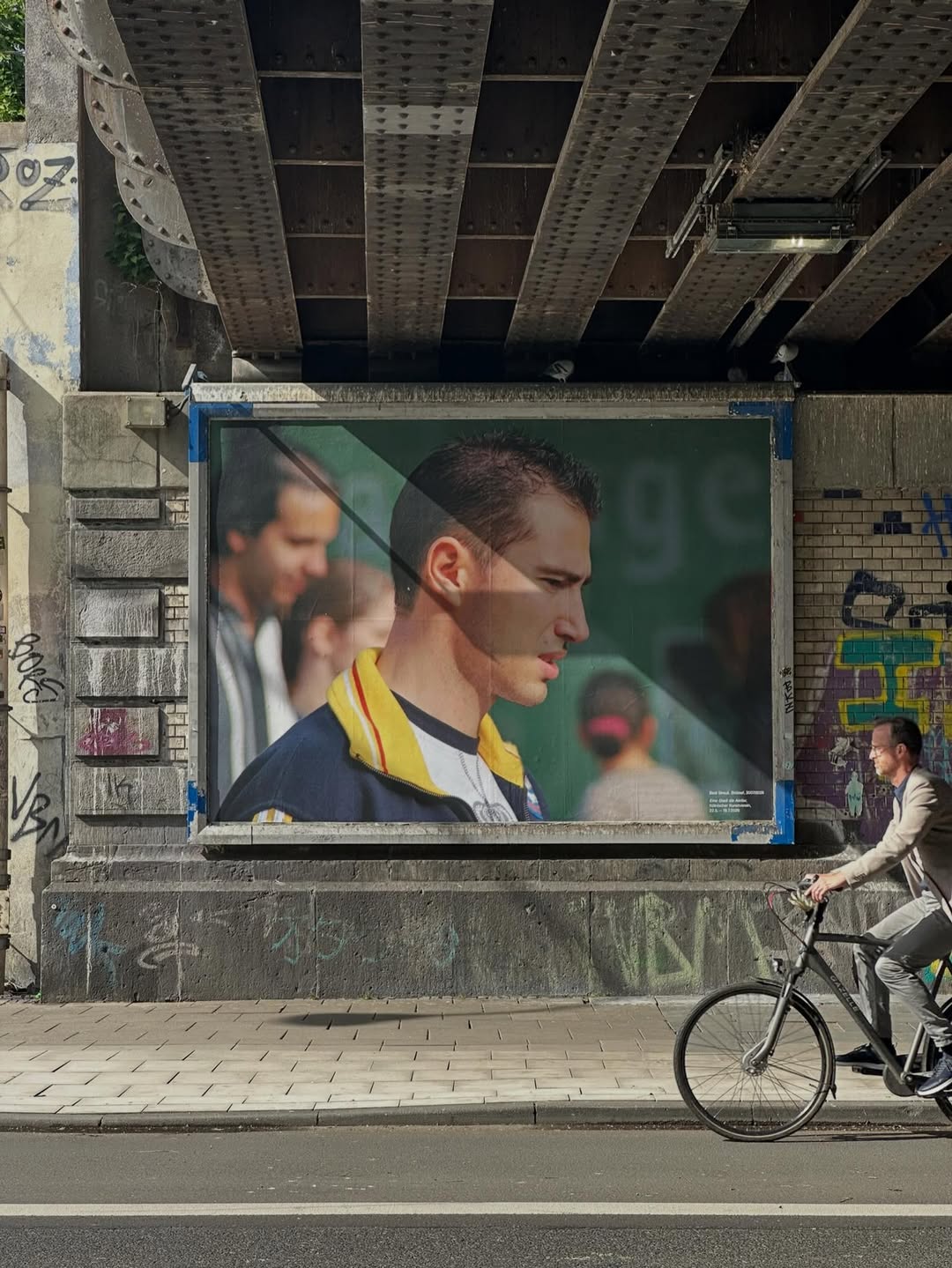 slider image