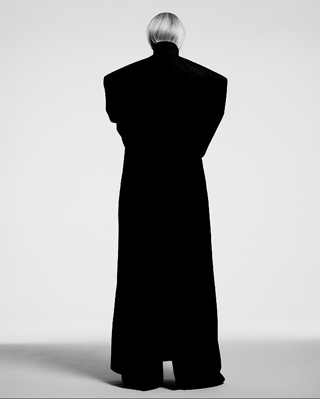 Jana Gerberding X 10 Magazine DE Oct. 25