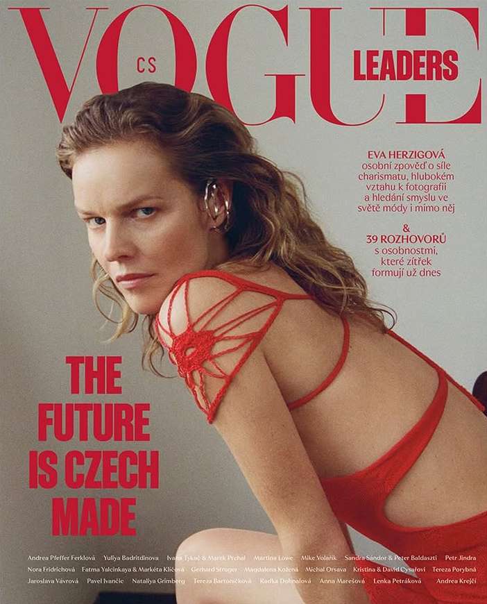 Pablo Sáez X Eva Herzigova for Vogue Czechoslovakia May. 25