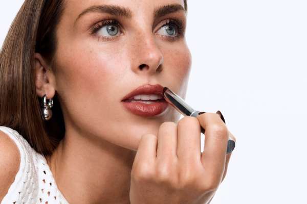 @clinique Black Honey Campaign with @paigep...