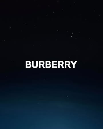Burberry Beauty Campaign ‘Love under the st...