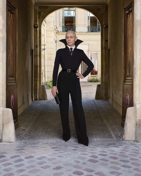 @balenciaga 54th couture lookbook⁣