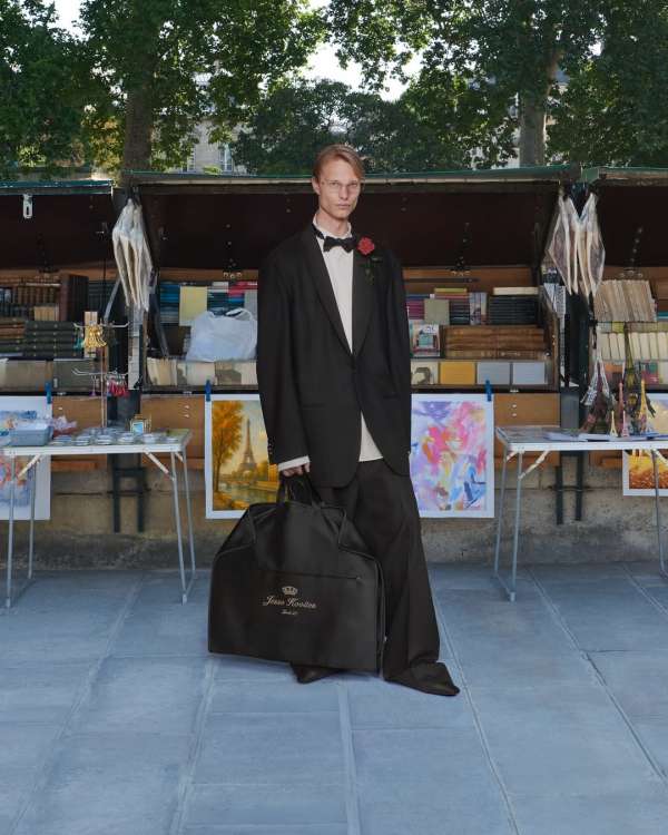 @balenciaga 54th couture lookbook⁣