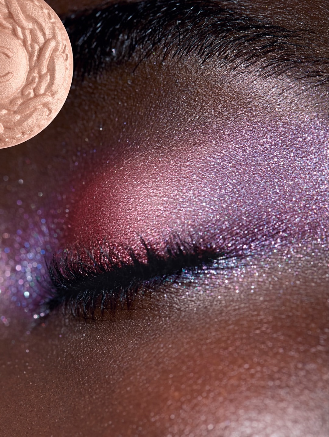 @chanelofficial @chanel.beauty les 4 ombres boutons ⁣
⁣
⁣Director @nicolaskantor⁣
Photographer @drewvickers⁣
BTS Videographer @nicolaskuttler⁣
DOP @clement_de_hollogne⁣
Stylist @imruh⁣
Models @lulutenney @dibaamaty @_ellamccutcheon @wchenhuijia⁣
Hair @benjaminmullerhair⁣
Chanel Global Makeup Creative Partner @ammydrammeh⁣
Nails @alexandrajanowski⁣
Set Design @jm.bertin⁣
Production #brachfeld⁣⁣⁣
⁣⁣
Special thanks to : @clement_camaret #charlessels @adrien_cantenot @paranoid_angel_999 @adnan_el_alemani @nyfcarpe @martin.xv3 @burg_bound #valeremartinroland @naoufel_bas @antoine_truffaut_ @raphaelle_misrahi