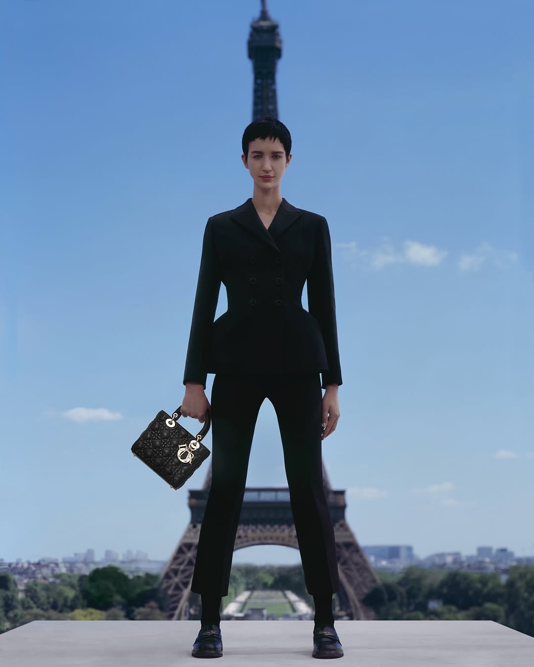 @dior lady dior around the world⁣
⁣
Photographer @brigitteniedermairstudio⁣
Models @elisekouzou @soensaddison @rayssapmedeiros @wchenhuijia⁣
Stylist #spelalenarcic⁣
Makeup @karimrahmanstudio⁣
Hair @wardhair4real⁣
Nails @elsadeslandes⁣
Set Design @alexanderbockstudio⁣
Production #brachfeld⁣⁣
⁣⁣
Special thanks to : @sandrosuppnig @irislaverdant #clementbeauperin @nicozromero @julia.3o3 @evaa.vdh @mercury_turnpike #sachadoinel #candideberger #faycaldaki @georgio_jack #nicolasgrosrichard @raphaelle_misrahi @christianmupondo @freelanceprod #davidleroy @appellemoibishop @baulleret
