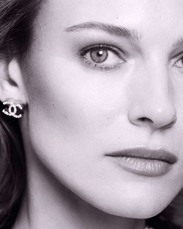 @chanelofficial @chanel.beauty le lift flas...