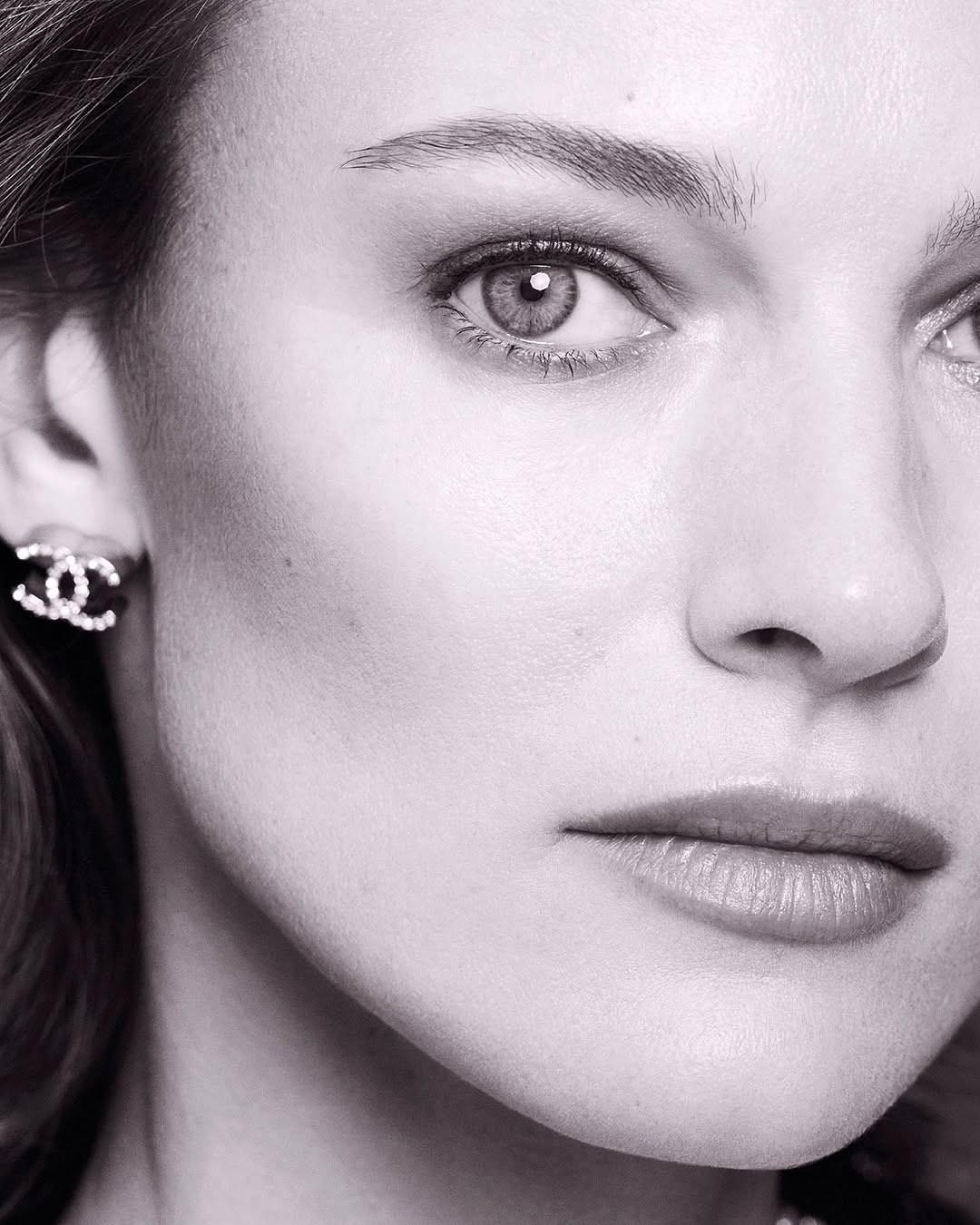 @chanelofficial @chanel.beauty le lift flash eye⁣
⁣
Photographer @karimsadli⁣⁣
Model @edita_vilkeviciute⁣
Stylist @elodiedavid⁣
Hair @stephanelancien⁣
Makeup @therealstephanemarais⁣
Nails @alexandrajanowski⁣⁣
Set Design @antoine_lamperiere⁣
Production #brachfeld ⁣⁣
⁣⁣
Special thanks to : @clement_camaret @adrien_cantenot @paranoid_angel_999 @gwenaellemm @adnan_el_alemani @nyfcarpe @enora_prt #alexandregimenez @t.chapuis @antoine_truffaut_ @arno_martin ⁣