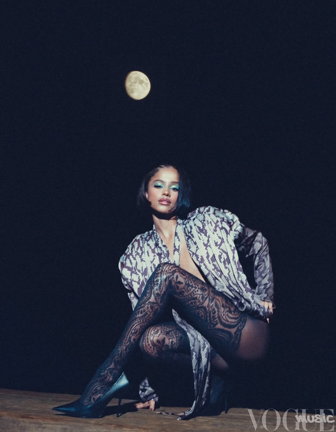 @voguechina january 2026 issue

Director & Photographer @kat_in_nyc
Talent @tyla ⁣
Stylist @alvinyu613
Hair @yusefhairnyc
Makeup @paintedbyesther
Nails @bychangnam
DOP @vikgrossling
Production #brachfeld⁣⁣⁣
⁣⁣⁣