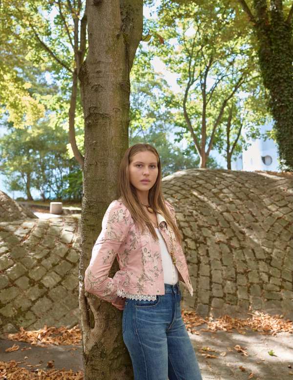 @wmag W volume 5 : the original issue