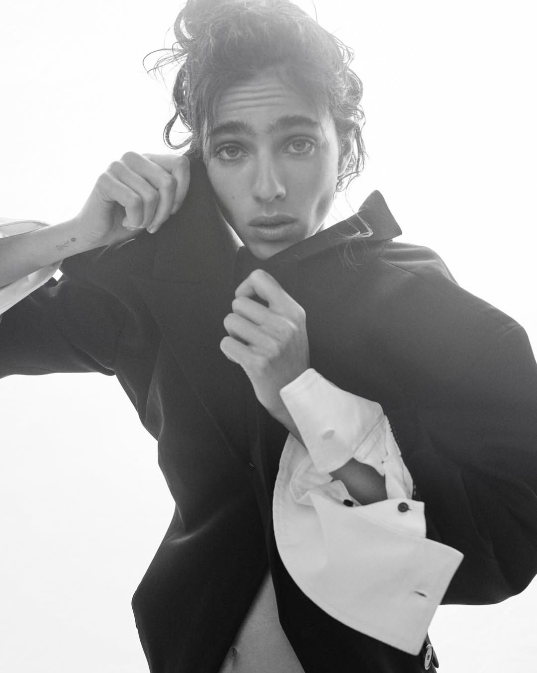 @bazaarfrance n°31

Photographer @karimsadli
Stylist @elodiedavid
Model @lolibahiaa
Casting Directors @piergiorgio @helenaballadino
Hair @anthonyturnerhair
Makeup @christellecocquet
Nails @hanaegoumri
Set Design @alexanderbockstudio
Production #brachfeld

Special thanks to : @clement_camaret @adrien_cantenot @paranoid_angel_999 @gwenaellemm @liliannadellaporta #summermoonpinoteau @axelgirard