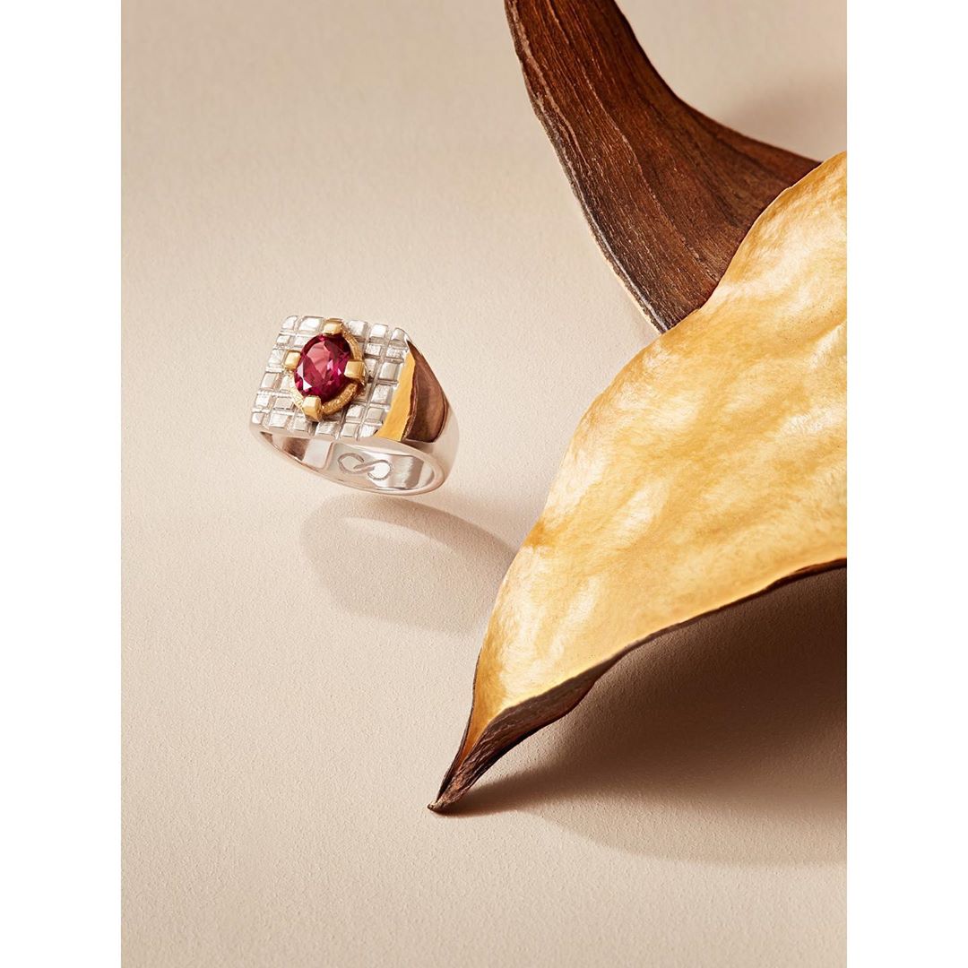 Stephanie Surer |  Jun. 20