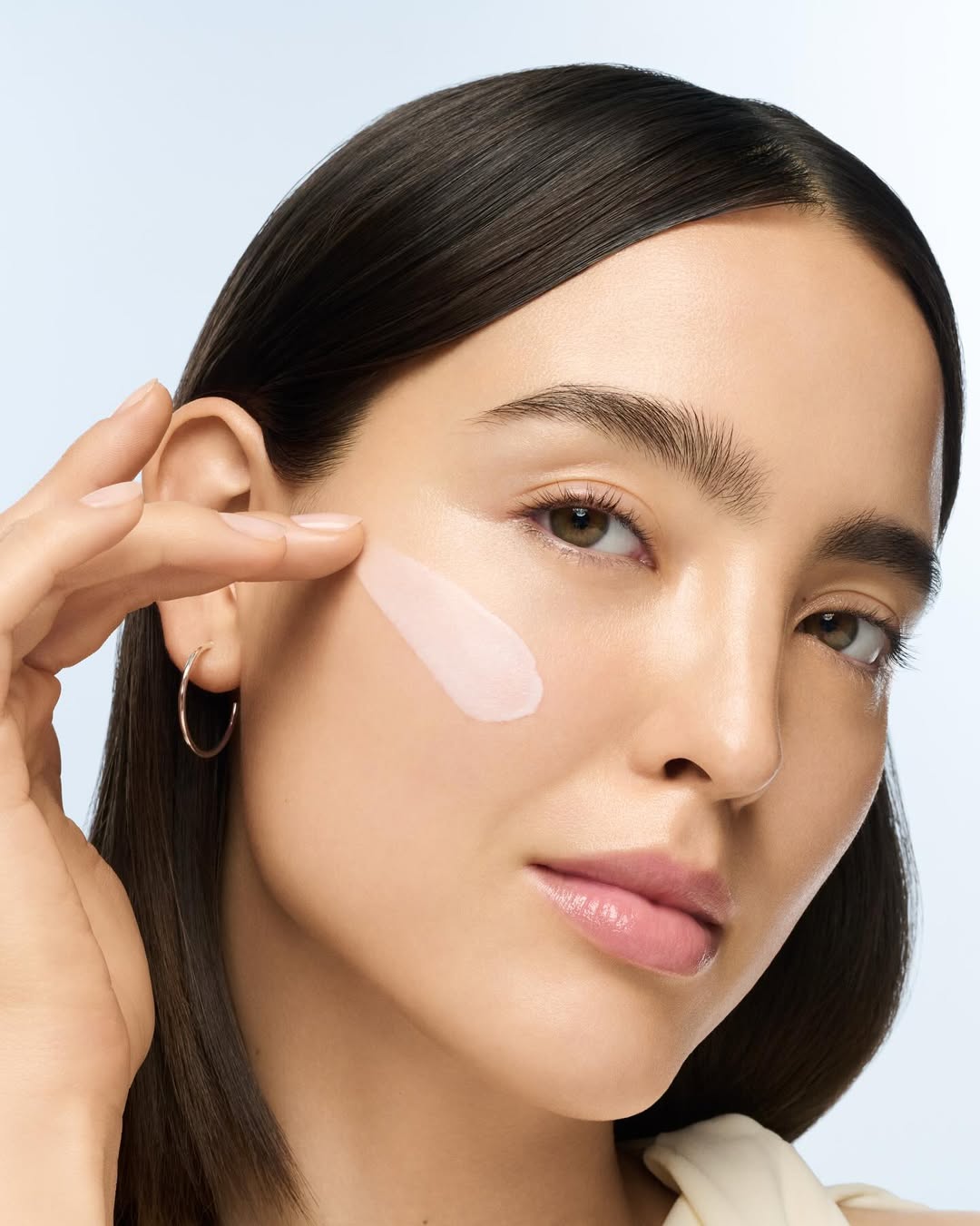 Marion Clémence Grand X Clé de Peau Beauté US Aug. 25