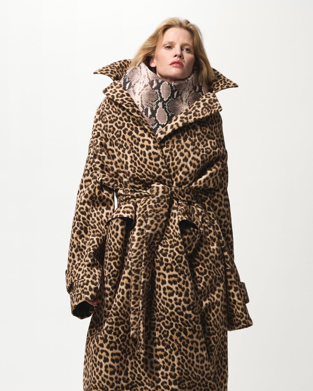 Vito Fernicola X Lara Stone for Harper’s Bazaar France Nov. 25