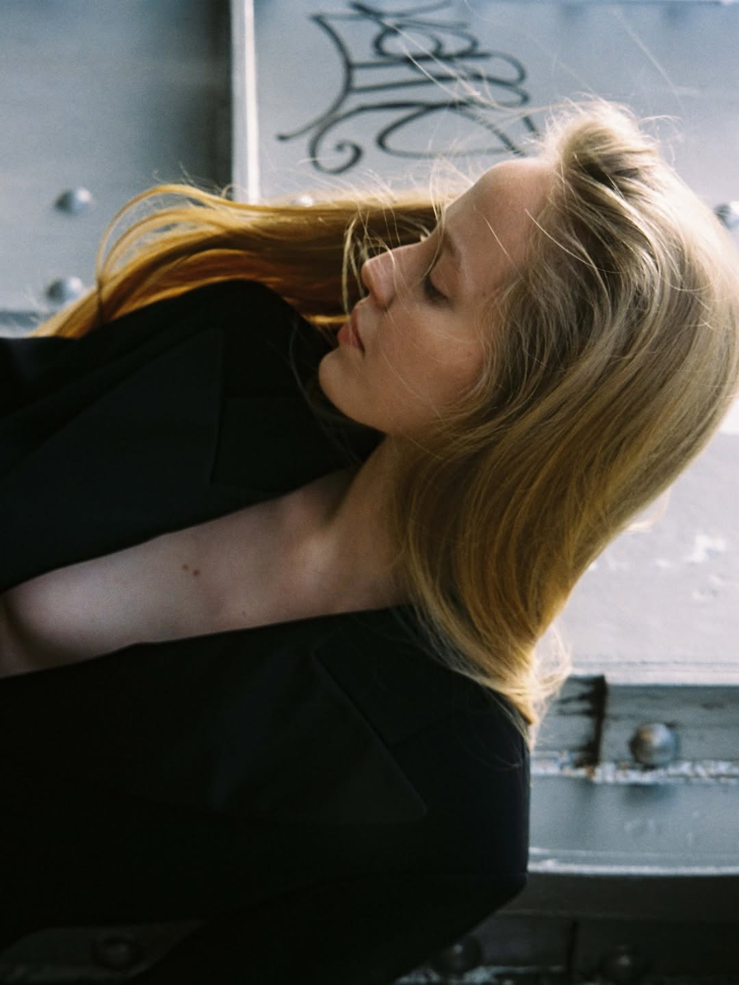 Crista Leonard X Harper’s Bazaar Italia Dec. 25