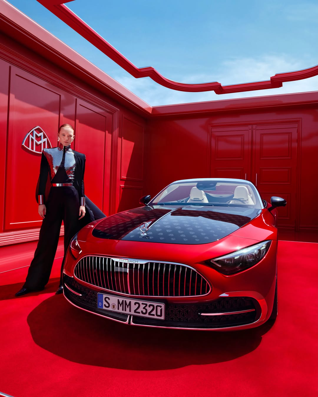 Calvin Pausania X Mercedes-Maybach