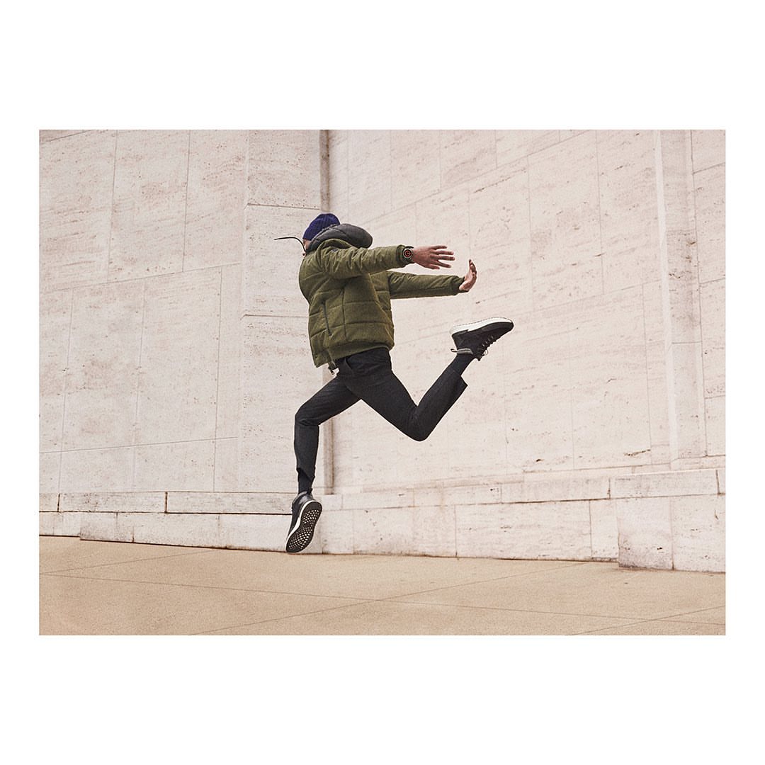 Kenneth Cole |  Sep. 22