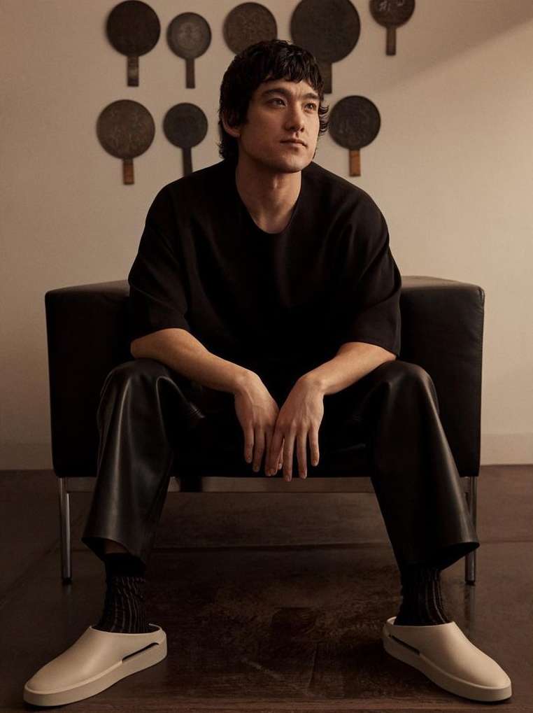 Mr Porter |  Mar. 23