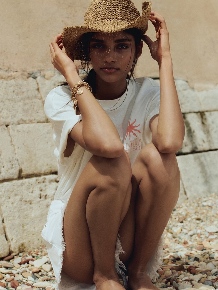 Julia Noni