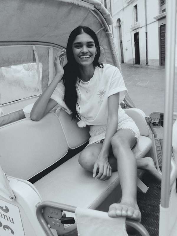 Julia Noni