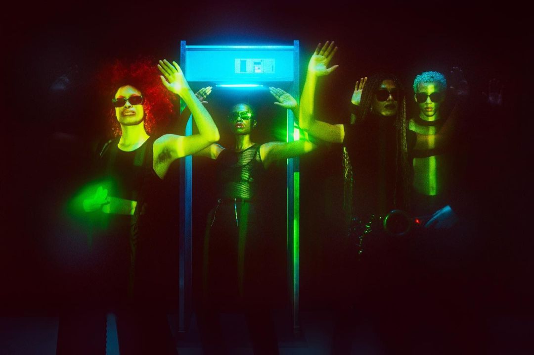 CR Fashion Book |  Apr. 21