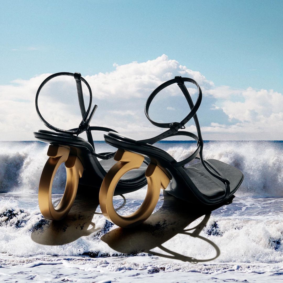 Vogue China |  Apr. 23