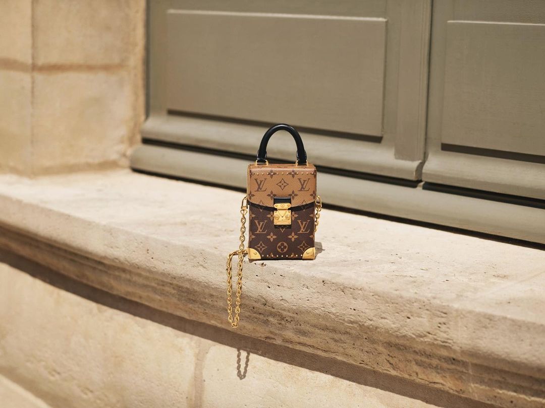 Louis Vuitton |  Aug. 23