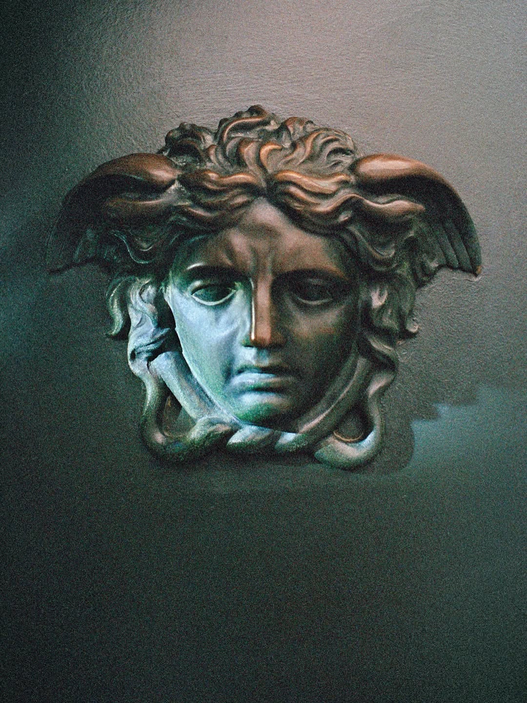 Camille Vivier X Versace Sep. 25