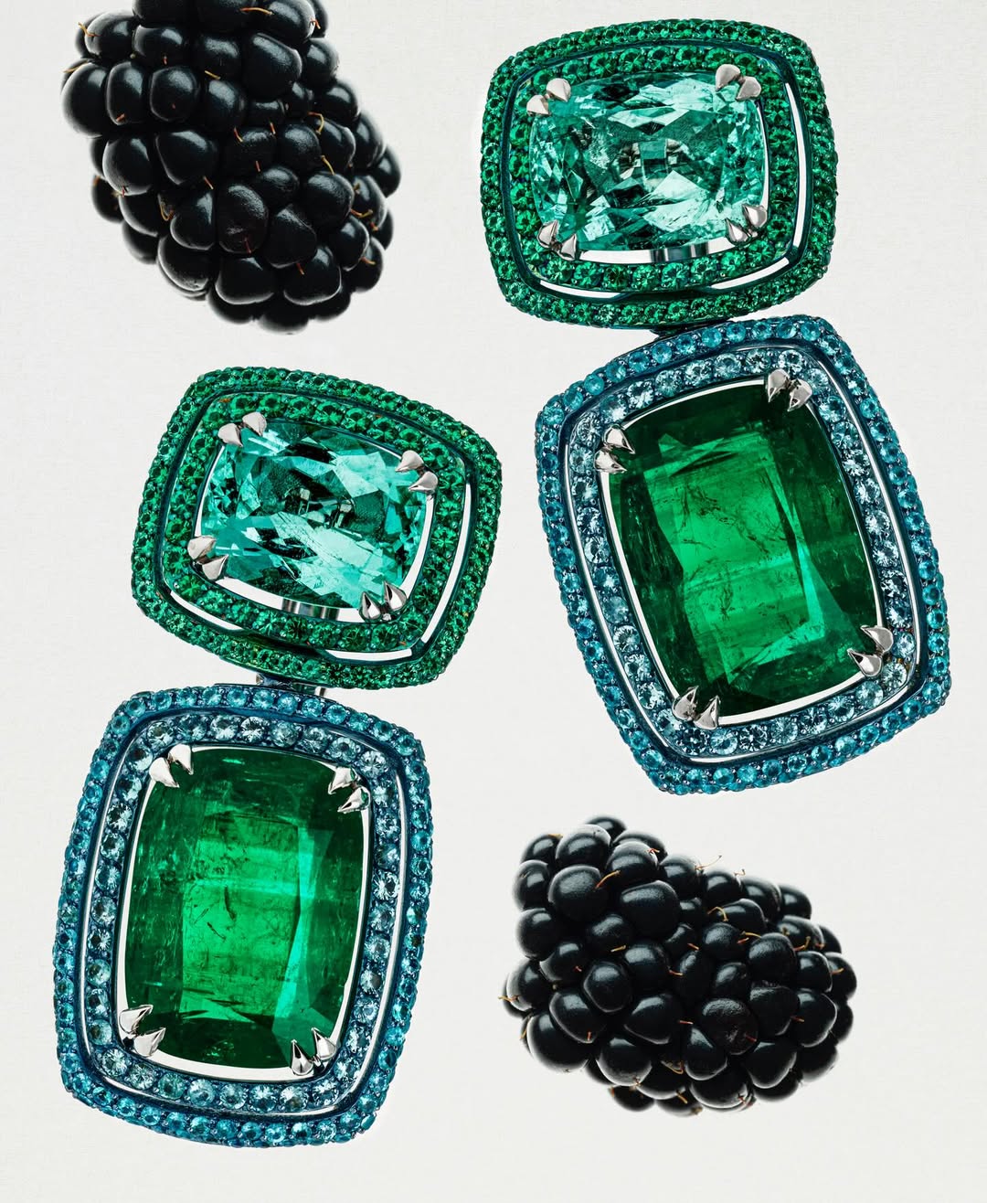 <a href="/peter-langer">Peter Langer</a> X Harper’s Bazaar US <span style="text-transform: none; white-space: nowrap;">Dec. 25</span>