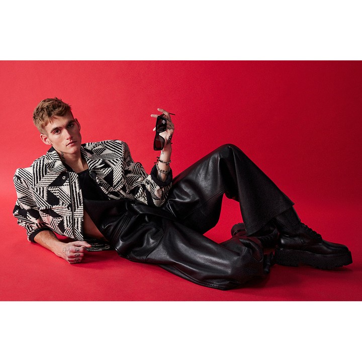 ISSUE MAGAZINE CL |  May. 23