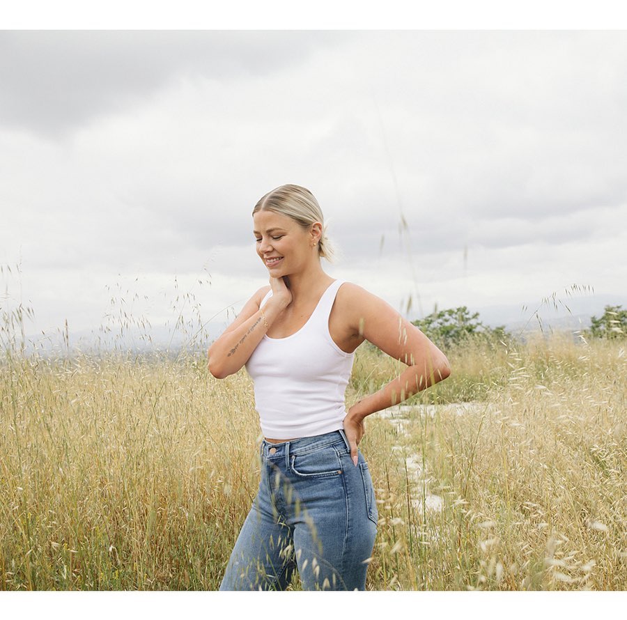 Glamour Magazine |  Jun. 23